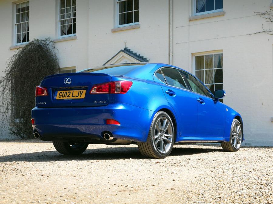  Lexus IS250 2010 года  (UK) (фото 4 из 14)